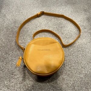 Portland Leather Small Circle Crossbody in Sunflower